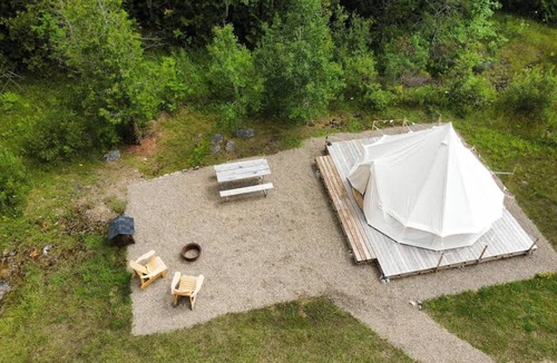 Miller Lake House | Wellness Glamping Retreat | Nordic Spa