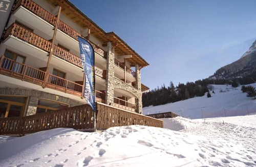 Val Cenis Apartment | Wellness Hub for Three Guests