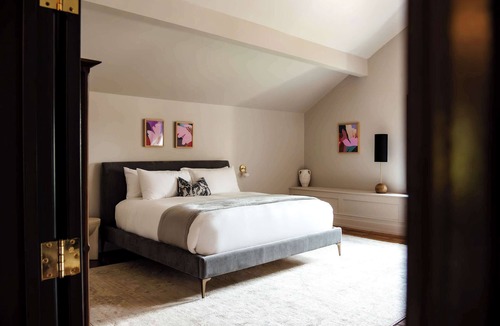 Town of Marbletown Hostel | Wellness Retreat w/Pool & Sauna