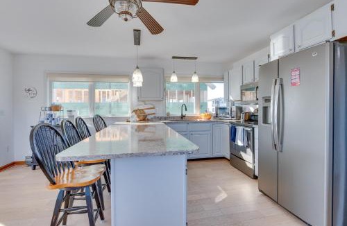 Wells Beach House | Wells Beach House with Ocean-View Deck