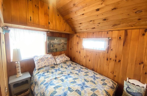 Wells Cabin | Wells /Ogunquit line. Sleeps 4