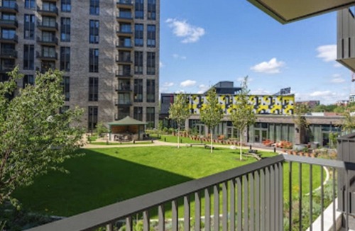 Wembley Park Apartment | Wembley Park Views by Interhome