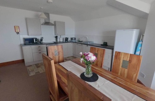 Dinas Dinlle Apartment | Wendon Holidays - Seaview