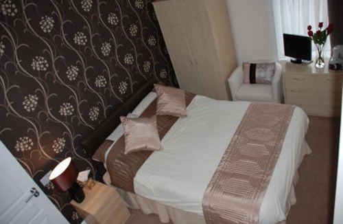 Horwich Bed & Breakfast | Wendover Guest House