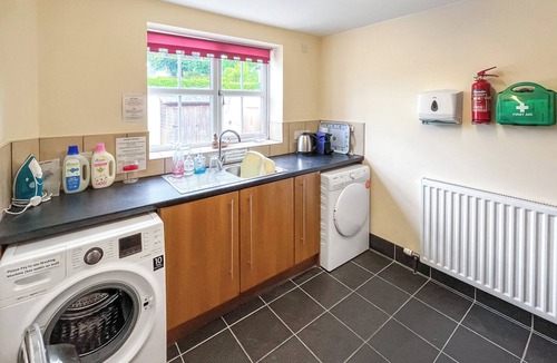 Horncastle Cottage | Wendys Wing - UK49742