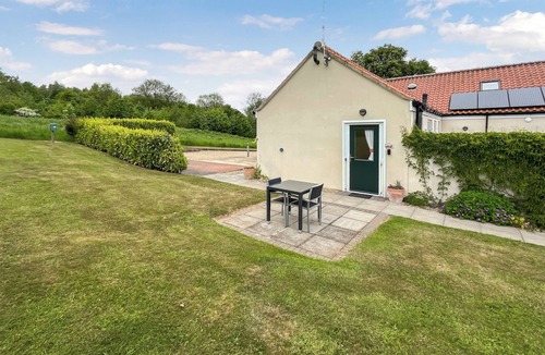 Horncastle Cottage | Wendys Wing - UK49742