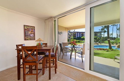 Honokowai Condo | Weneki's Island Paradise; Oceanfront complex, Updated, Wi-Fi, Unit 103