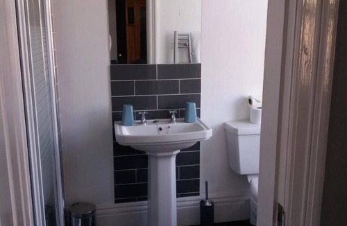 Ferrybridge Bed & Breakfast | Wentvale