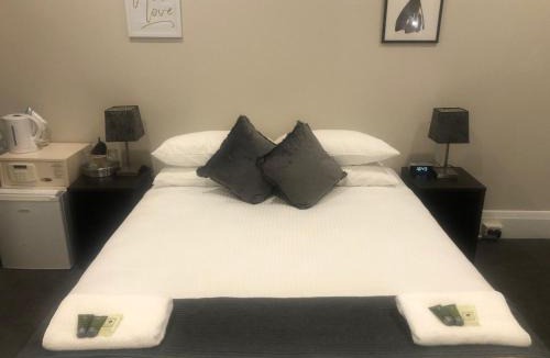 Homebush West Hotel | Wentworth Hotel