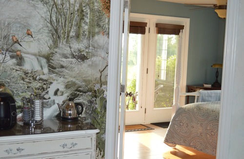 Ruthven Bed & Breakfast | Wenzler's Landing Bed & Breakfast