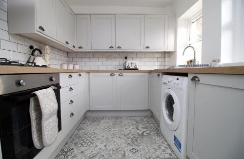 Coed-Y-Paen Apartment | Wern farm cottage