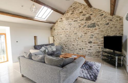 Llandwrog House | Wern Olau Cottage