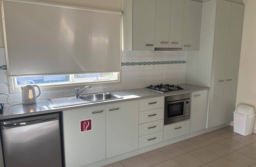 Werribee House | Werribee Short Stay Villas & Accommodation