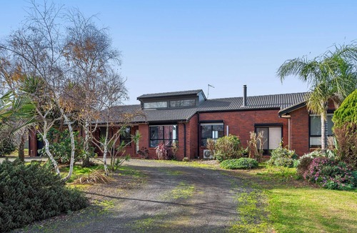 Werribee South House | Werribee Spacious Retreat