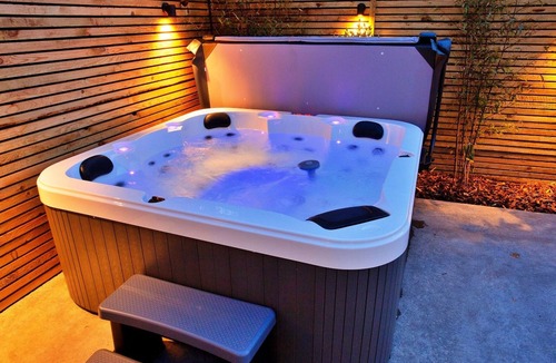 Appledore House | Wesleyan House by Interhome