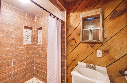 Sontag Cabin | Wesson Cabin w/ Private Beach, Fishing & Hiking!