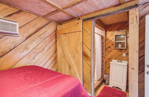 Sontag Cabin | Wesson Cabin w/ Private Beach, Fishing & Hiking!