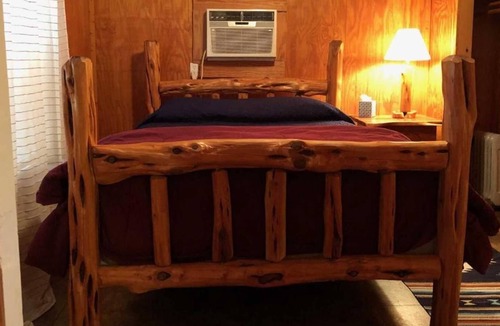 Bandera House | West 1077 Guest Ranch - Juniper Cabin 13
