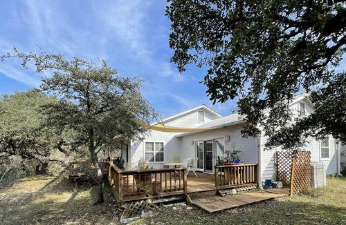 Bandera House | West 1077 Guest Ranch - Live Oak