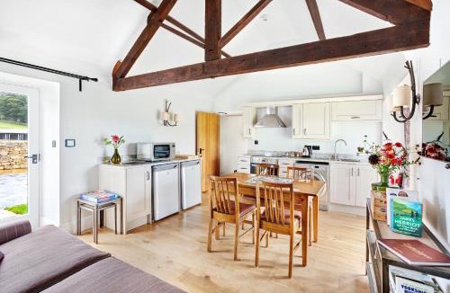 Thirsk House | West Acre Lodge