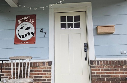 Asheville Cottage | West Asheville Bungalow with fire pit & pet friendly!