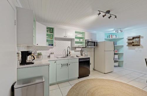 West Ashley House | West Ashley Abode