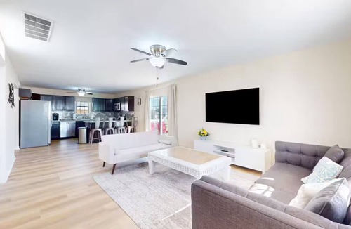 Pleasantville House | West Atlantic City Bayview House