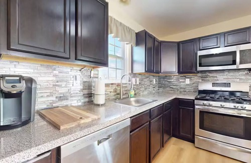 Pleasantville House | West Atlantic City Bayview House