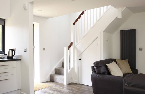 Wootton Bridge Cottage | West Barns - Fernhill Farm