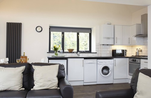 Wootton Bridge Cottage | West Barns - Fernhill Farm