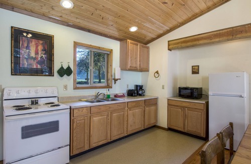 Eastsound Cabin | West Beach Resort