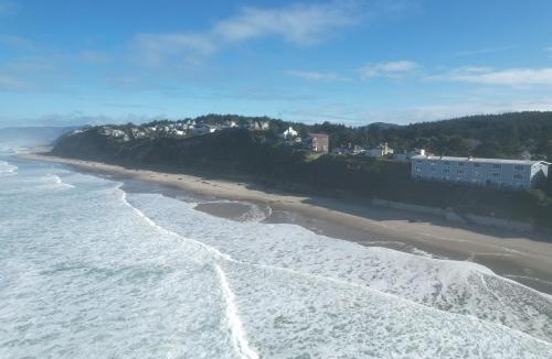 Nelscott Hotel | West Beach Suites