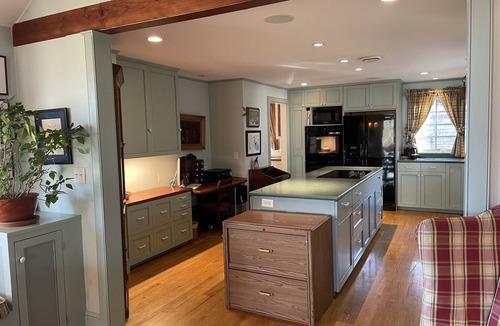 West Chop House | West Chop Sandy Beach, Water Front, 6 BR, Great Views!