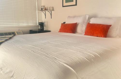 San Clemente Hotel | West Coast Surf and Stay