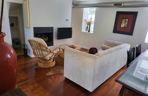 West Conshohocken House | West Conshohocken Getaway