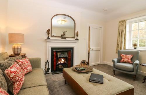 Cupar House | West Cottage - Tarvit