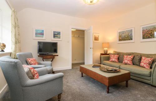 Cupar House | West Cottage - Tarvit