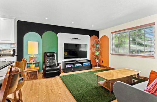 Lamar Heights Area House | West Denver Mid Century Modern Getaway