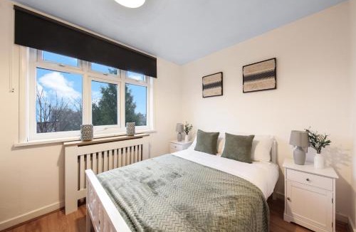 Walpole House | West Ealing Hububb Stay