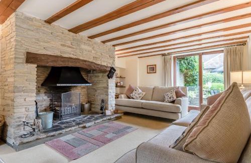 Pitchcombe House | West End Barn