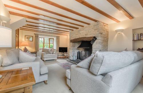 Pitchcombe House | West End Barn