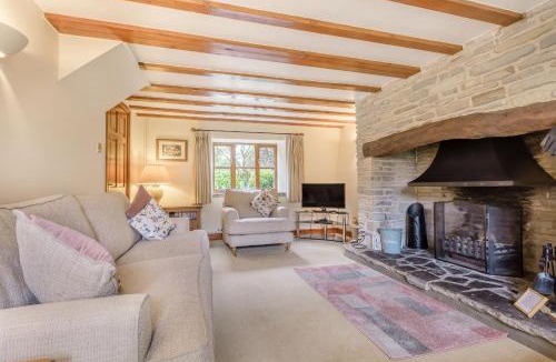 Pitchcombe House | West End Barn