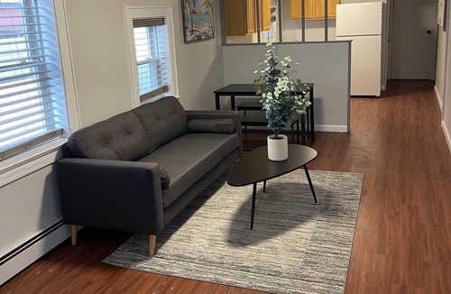 Long Beach Apartment | West End Beach Block Apartment