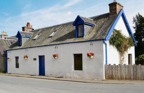 Carrbridge House | West End Cottage