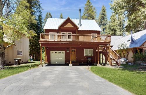 Donner Lake Woods House | West End Escape