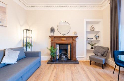 Glenisla Apartment | West End Flat