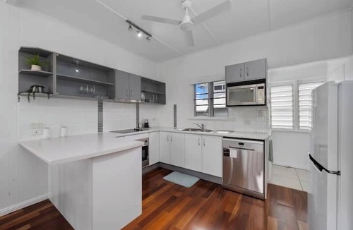 West End House | West End Gem Near Attractions