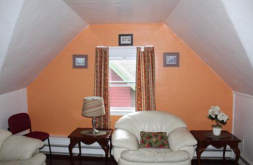 Hartford House | West End Haven