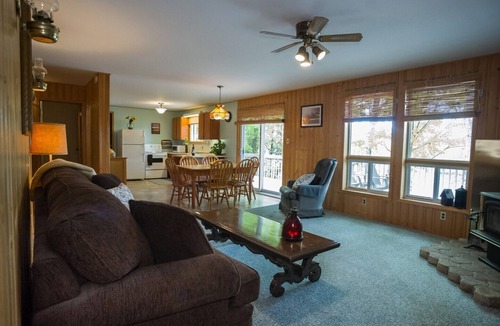 Broadbent Cottage | West Facing Private Cottage Oasis On Beautiful Isabella Lake Near Parry Sound