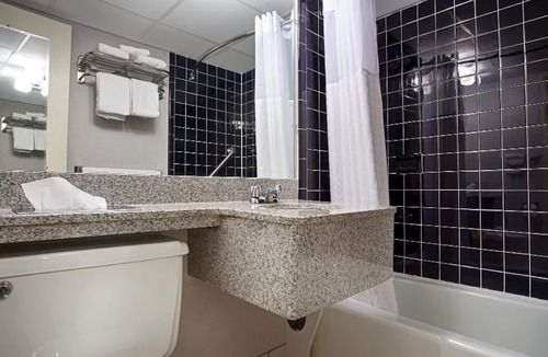 Nyack Hotel | West Gate Inn Nyack